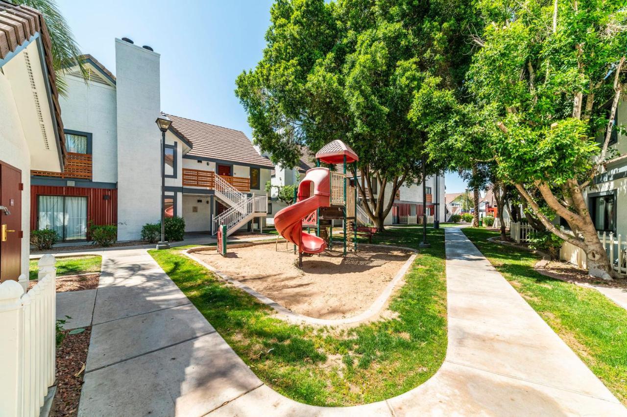 Metro Phx Studio Queen Sleeps 4 Heated Pool Phoenix Eksteriør bilde